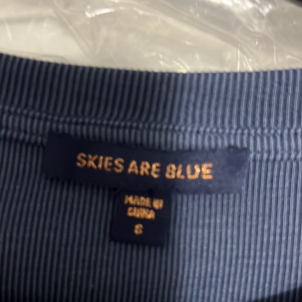 Blue size Small - Picture 2 of 2